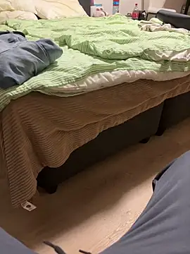 Snapshot of teealisa1 chatting on 04-04-26, 12:31 teealisa1 online show from 04-04-26, 12:31