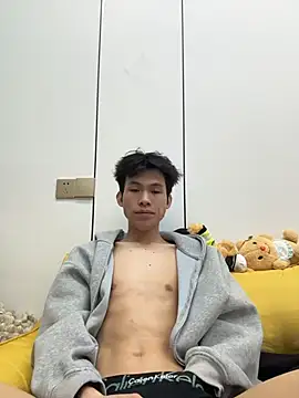 zzzzppp3 online show from 04-30-26, 02:07