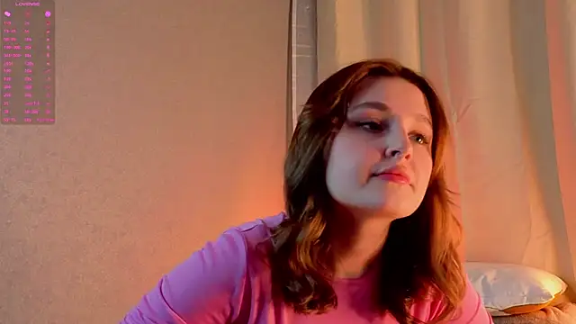 Snapshot of LorriMonz chatting on 05-26-26, 01:56 LorriMonz online show from 05-26-26, 01:56