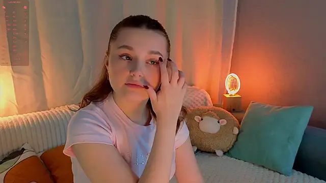 Snapshot of LorriMonz chatting on 06-04-26, 01:55 LorriMonz online show from 06-04-26, 01:55