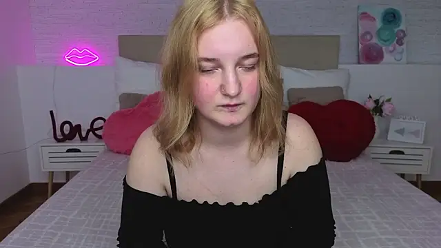 Angel Ari online show from 03-23-26, 02:21