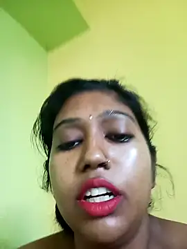 bannerjeesneha20 online show from 05-06-26, 02:19