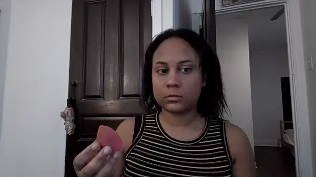 Snapshot of biancadoesit chatting on 03-29-26, 06:19 biancadoesit online show from 03-29-26, 06:19