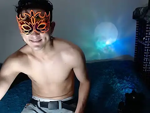 SexyboyHot2000 online show from 04-14-26, 08:59