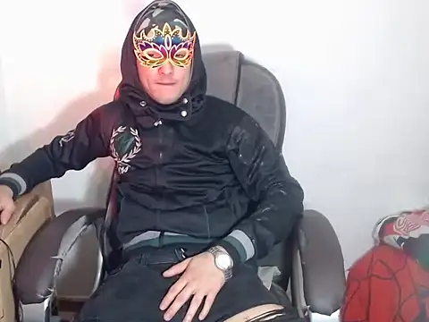 SexyboyHot2000 online show from 04-26-26, 01:36