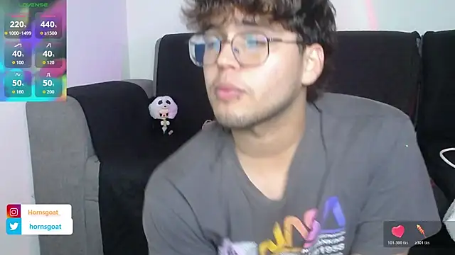 Snapshot of hornsgoat_ chatting on 03-31-26, 10:43 hornsgoat online show from 03-31-26, 10:43