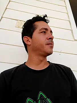 Gabriel leon33 online show from 05-11-26, 07:00