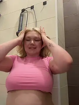 cutiejuliee online show from 05-08-26, 11:59