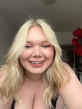 cutiejuliee online show from 05-15-26, 02:46