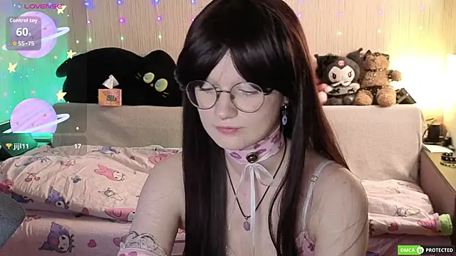 JulietFisher online show from 04-28-26, 02:27