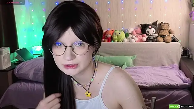 JulietFisher online show from 05-10-26, 04:17