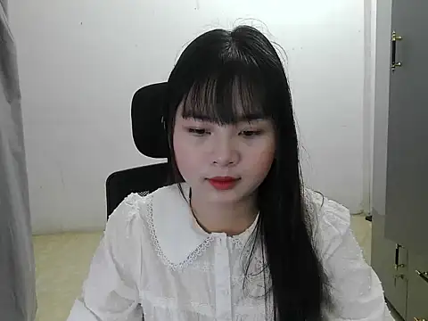 Poppy8386 online show from 04-01-26, 07:09