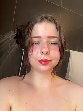 leiawifey online show from 04-07-26, 02:39