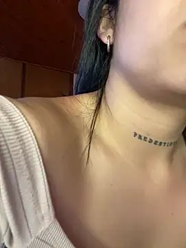 Violetaa pink18 online show from 05-12-26, 02:25