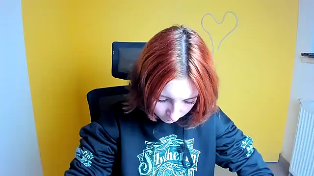 Butterfly Milly online show from 04-29-26, 05:44