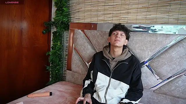 dominik across online show from 03-25-26, 12:11