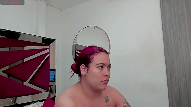 AfroditaVega  online show from 06-09-26, 07:47