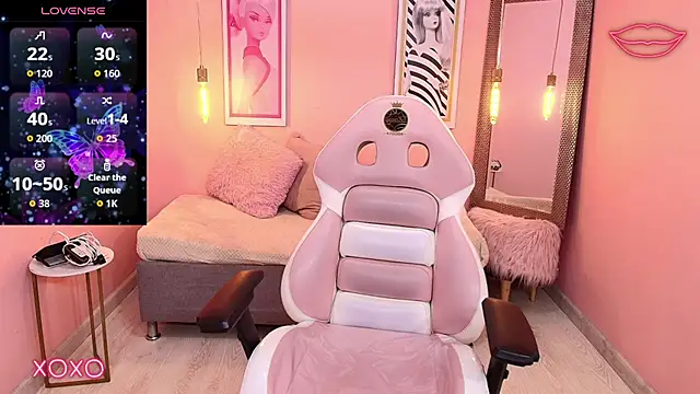 Soffi x x  online show from 07-10-26, 03:11