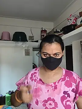 HeartlessGirl online show from 06-13-26, 03:04