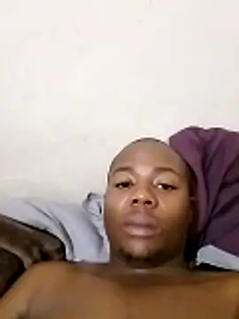 Snapshot of 1Qua chatting on 03-25-26, 09:32 1Qua online show from 03-25-26, 09:32