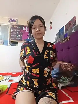 Snapshot of Ninffa_sweet21 chatting on 05-22-26, 11:54 Ninffa sweet21 online show from 05-22-26, 11:54