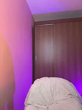 Snapshot of beibi_hanna chatting on 03-25-26, 08:48 beibi hanna online show from 03-25-26, 08:48