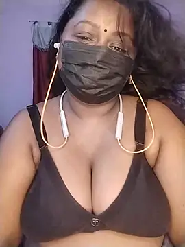 Snapshot of Tamil-Dhara chatting on 06-25-26, 06:23 Tamil-Dhara online show from 06-25-26, 06:23
