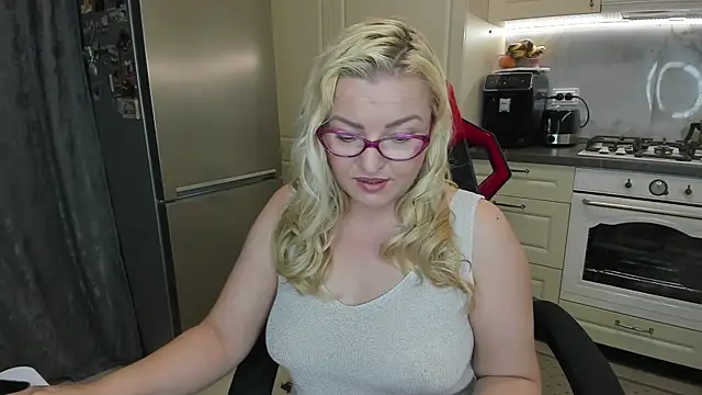 secr3tmistress online show from 04-18-26, 05:17