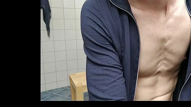 Luca Sweet online show from 03-26-26, 01:28