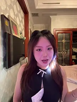 thelittlexx online show from 04-12-26, 12:21