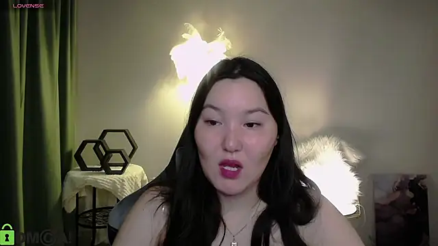 Snapshot of CamilaMartiez chatting on 07-08-26, 05:12 CamilaMartiez online show from 07-08-26, 05:12