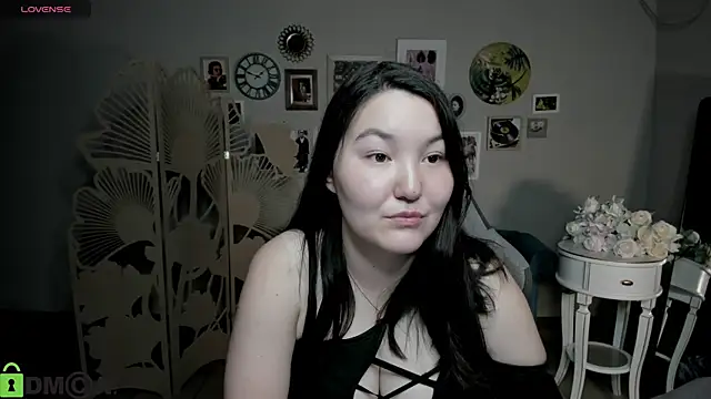 Snapshot of CamilaMartiez chatting on 07-11-26, 12:08 CamilaMartiez online show from 07-11-26, 12:08