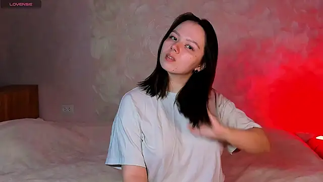 miss teasee online show from 04-22-26, 10:06