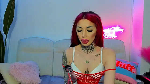 Cassy-Foxy online show from 04-30-26, 05:58