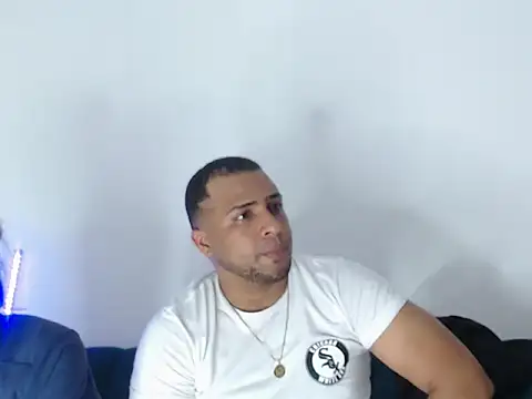 Snapshot of Wil_yesihot chatting on 03-26-26, 07:52 Wil yesihot online show from 03-26-26, 07:52