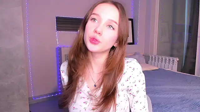 Snapshot of SharriSang chatting on 05-27-26, 07:05 SharriSang online show from 05-27-26, 07:05