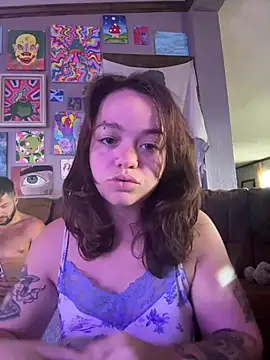 Snapshot of staceybarnesNjamesbrookxx chatting on 04-09-26, 05:29 staceybarnesNjamesbrookxx online show from 04-09-26, 05:29