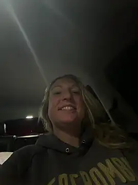 Snapshot of sweetkacibaby chatting on 04-09-26, 05:07 sweetkacibaby online show from 04-09-26, 05:07