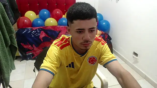 Snapshot of Jairito_989 chatting on 07-03-26, 08:04 Jairito 989 online show from 07-03-26, 08:04