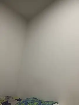 Nia Roswell online show from 03-27-26, 10:04