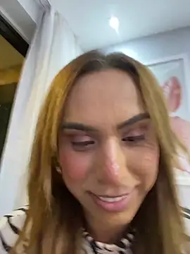 Jullyanaximeness online show from 05-13-26, 11:11