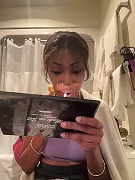 MzBeautyInk online show from 03-29-26, 04:01