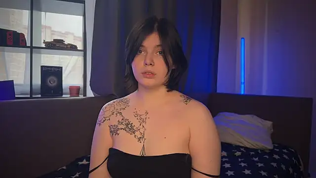 Snapshot of Sophia_Goodgirl chatting on 04-01-26, 01:41 Sophia Goodgirl online show from 04-01-26, 01:41