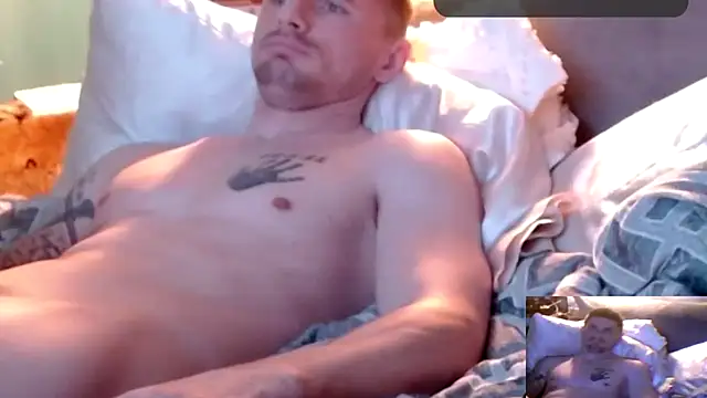 Snapshot of Candybluestrue chatting on 04-06-26, 01:34 Candybluestrue online show from 04-06-26, 01:34