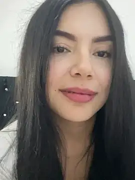 Cami olarte online show from 04-17-26, 05:43