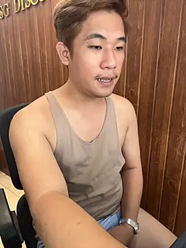 Snapshot of Titanryu chatting on 06-16-26, 05:43 Titanryu online show from 06-16-26, 05:43