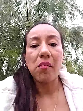 Snapshot of danna_tt chatting on 08-07-26, 07:27 danna tt online show from 08-07-26, 07:27
