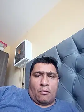 luis20212 online show from 04-08-26, 04:40