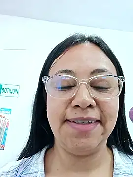 Violeta--7 online show from 04-15-26, 07:58