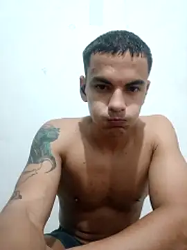 Snapshot of Heartsarm chatting on 04-11-26, 03:55 Heartsarm online show from 04-11-26, 03:55